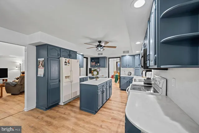 $449,000 | 1958 High Street, York, PA 17408