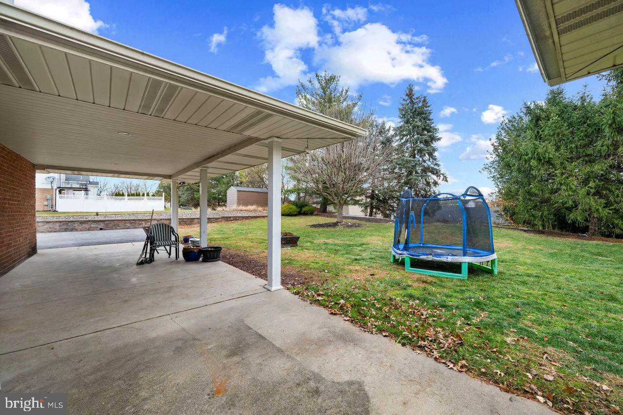 1958 High Street York, PA 17408 - Photo 32 of 38 a view of a two chairs in the patio