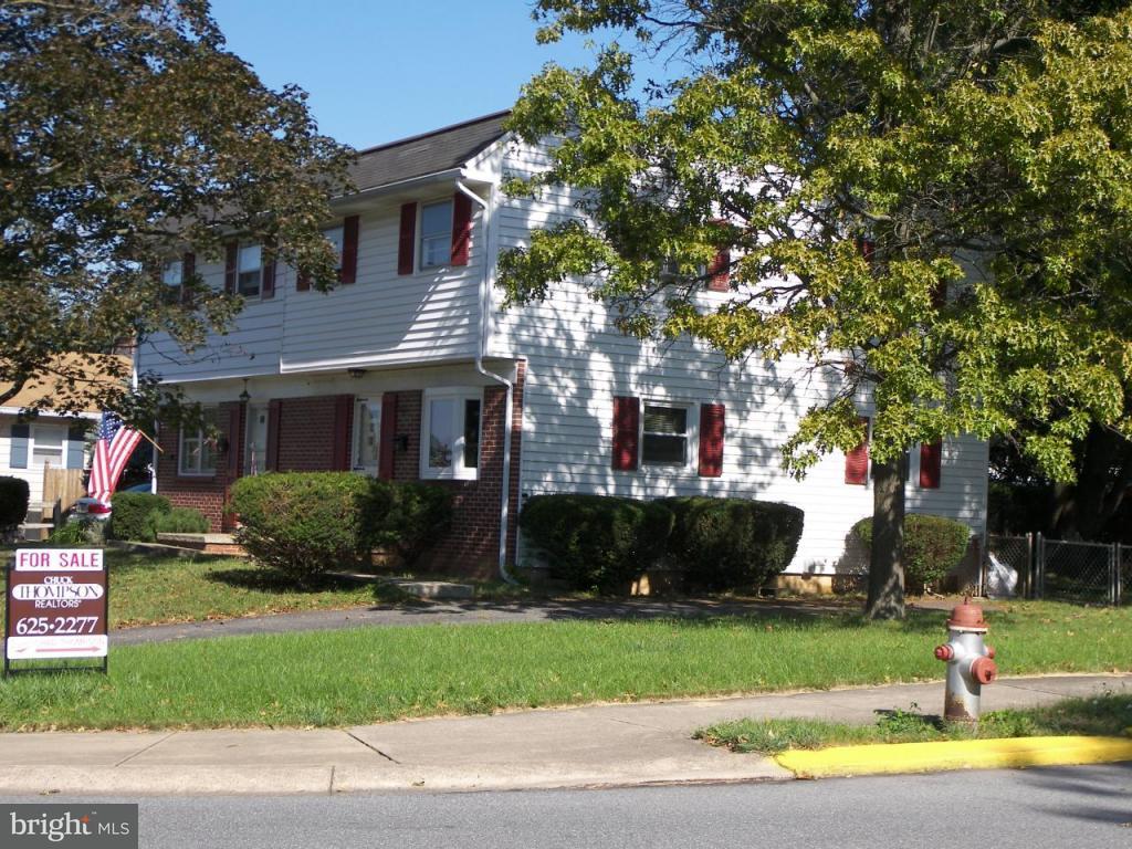 549 West Marion Street Lititz, PA 17543 - Photo 3 of 4