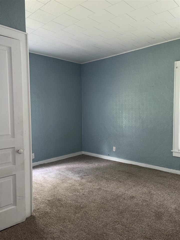1925 Nichols Road Kalamazoo, MI 49006 - Photo 9 of 26