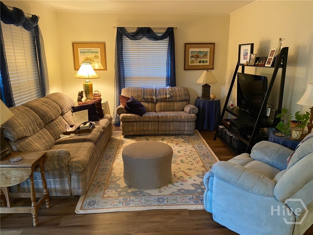 245 Springdale Street Athens, GA 30606 - Photo 3 of 20 Livingroom