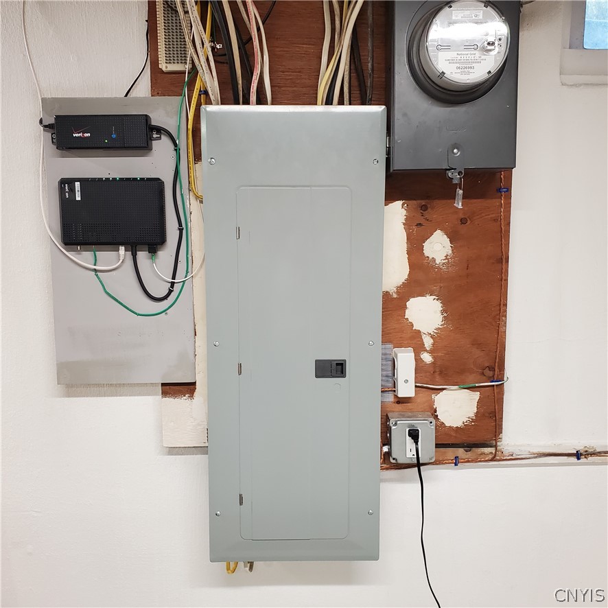 31 Lyndon Road Fayetteville, NY 13066 - Photo 41 of 47 Updated 200 AMP Circuit Breaker box.