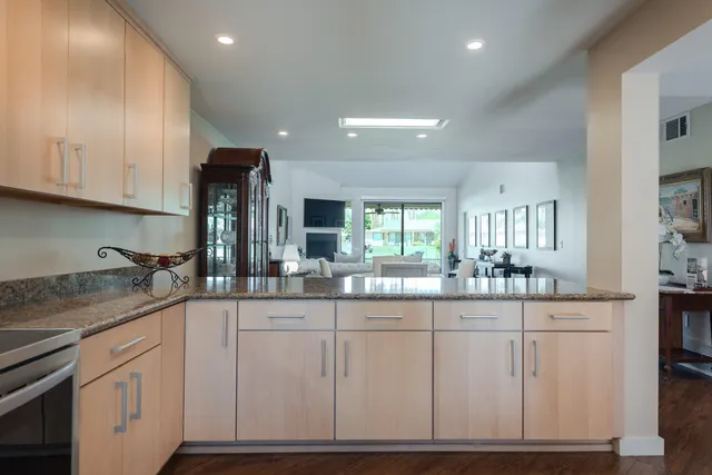 $698,000 | 84 La Ronda Drive, Rancho Mirage, CA 92270