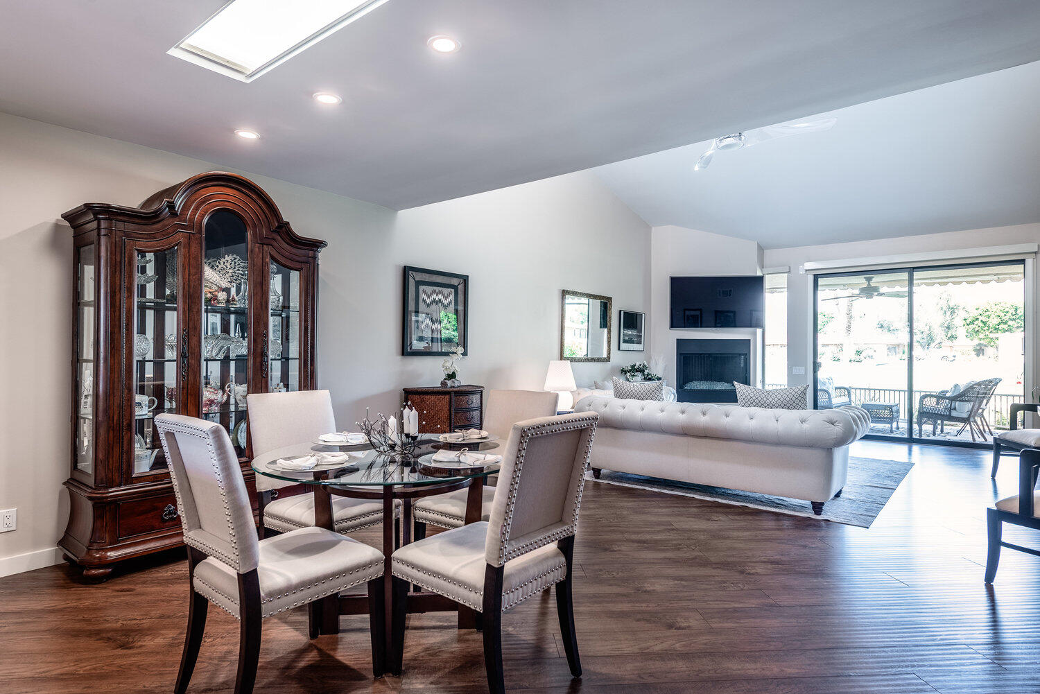 84 La Ronda Drive Rancho Mirage, CA 92270 - Photo 13 of 45 012_012_250604_84_la_ronda_rm_final_369