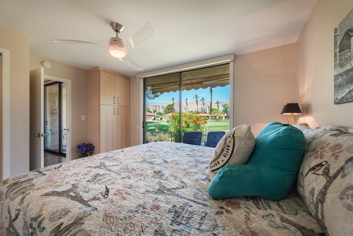 84 La Ronda Drive Rancho Mirage, CA 92270 - Photo 22 of 45 023_023_250604_84_la_ronda_rm_final_713