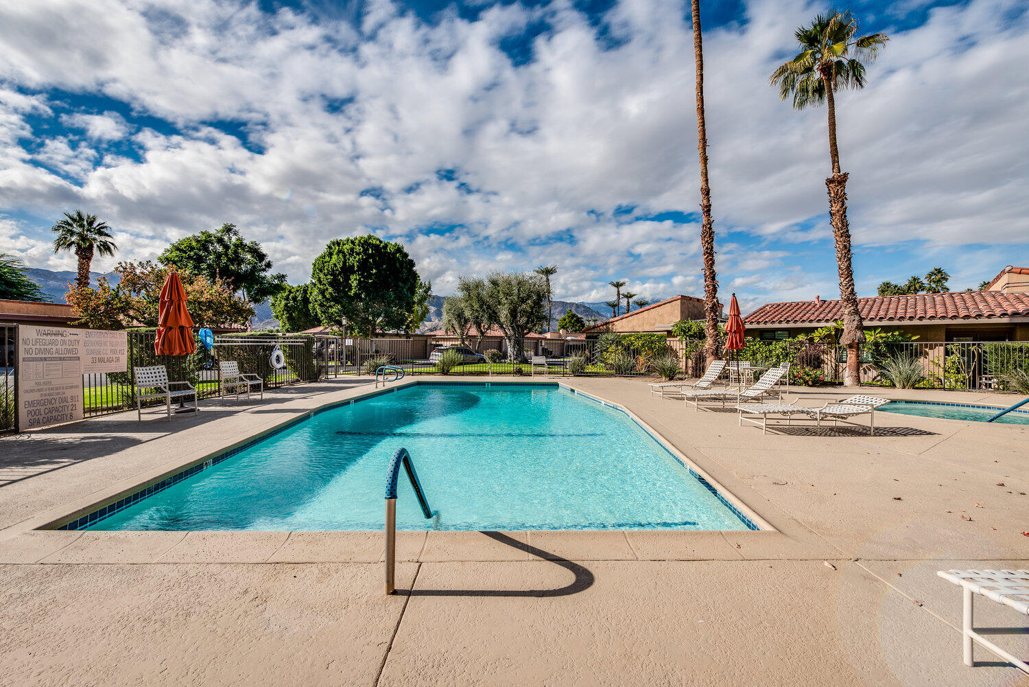 84 La Ronda Drive Rancho Mirage, CA 92270 - Photo 39 of 45 039_002_sunrise_cc_rm_final_706