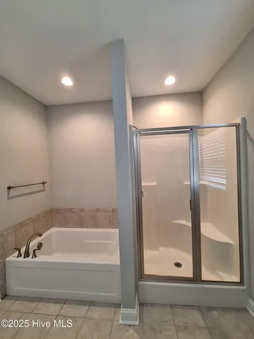 $2,100 | 3616 Chesson Court, Winterville, NC 28590