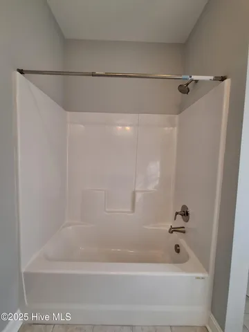 $2,100 | 3616 Chesson Court, Winterville, NC 28590