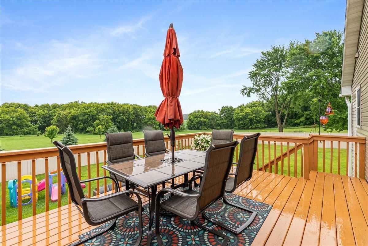 1021 167th Street Hammond, WI 54015 - Photo 4 of 31