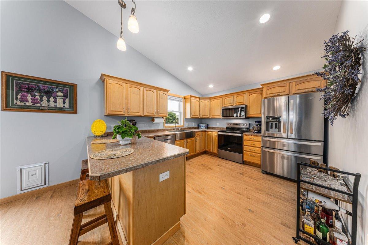 1021 167th Street Hammond, WI 54015 - Photo 7 of 31