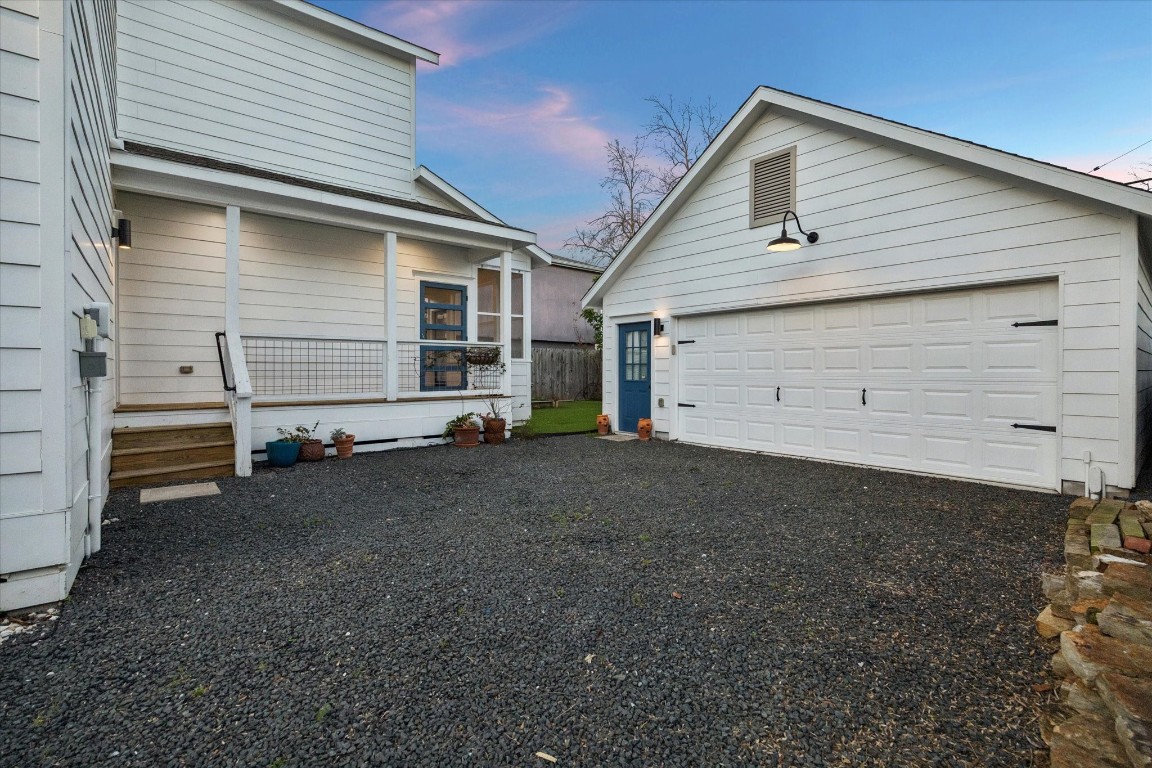 910 Northwood Street Houston, TX 77009 - Photo 38 of 41 a view of a house with a yard