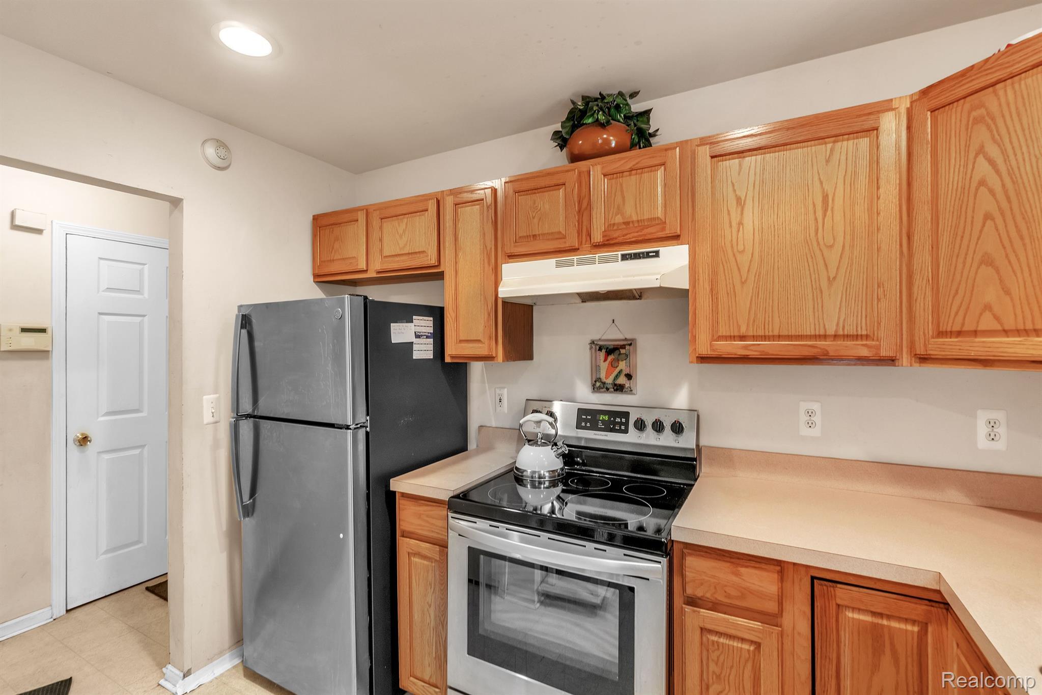 50200 Willow Road Belleville, MI 48111 - Photo 12 of 29 Gallery Image 12
