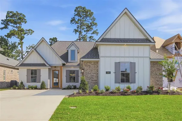 $619,500 | 2254 Nikal Drive, Lake Charles, LA 70605