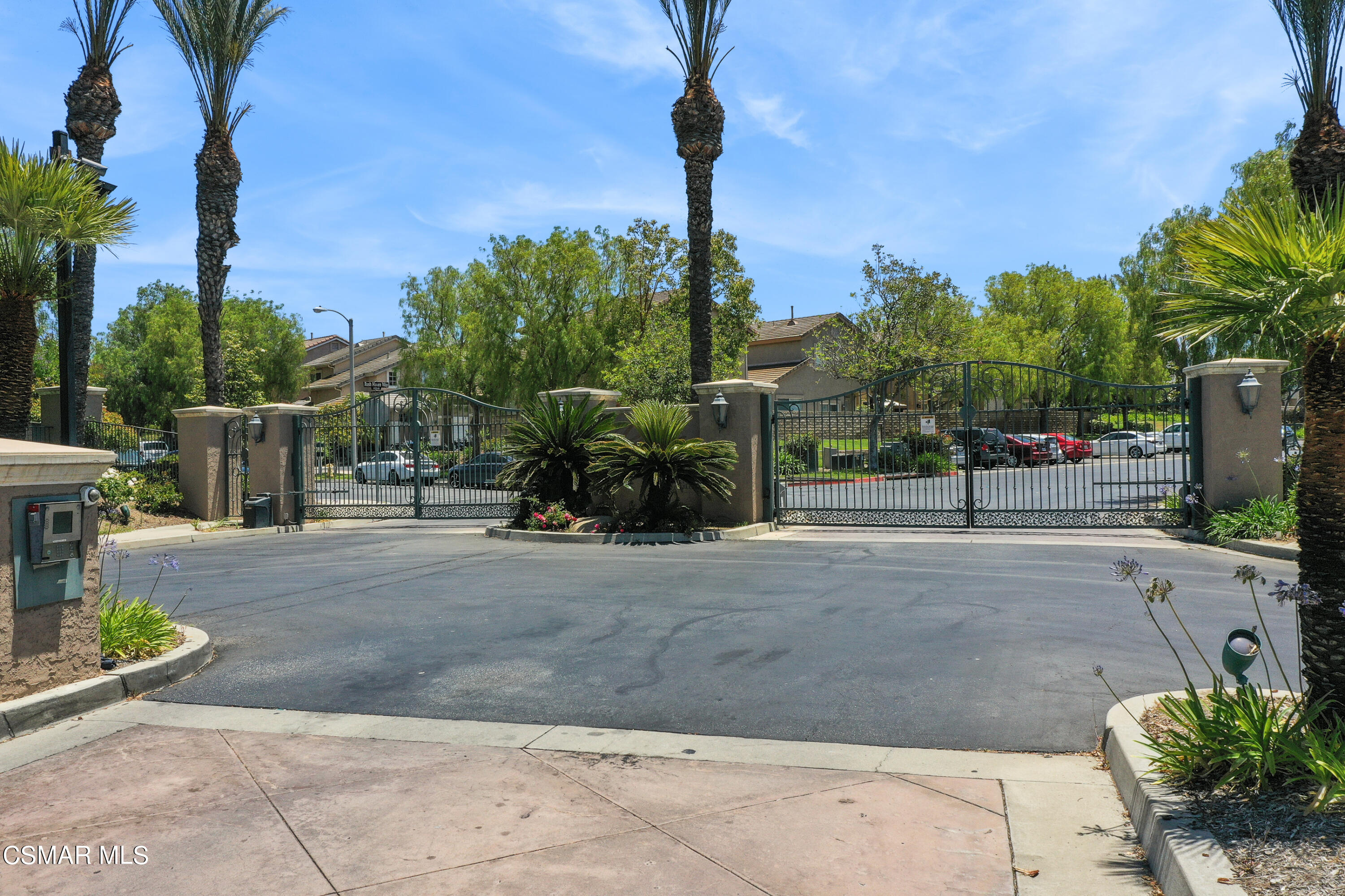 292 Maywind Lane Simi Valley, CA 93065 - Photo 39 of 41 a view of a street with houses