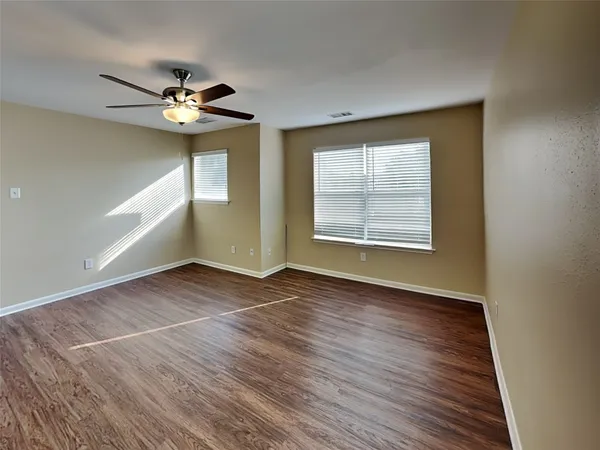 $1,890 | 11830 Rolling Stream Drive, Tomball, TX 77375