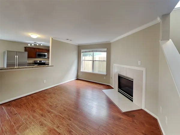 $1,890 | 11830 Rolling Stream Drive, Tomball, TX 77375