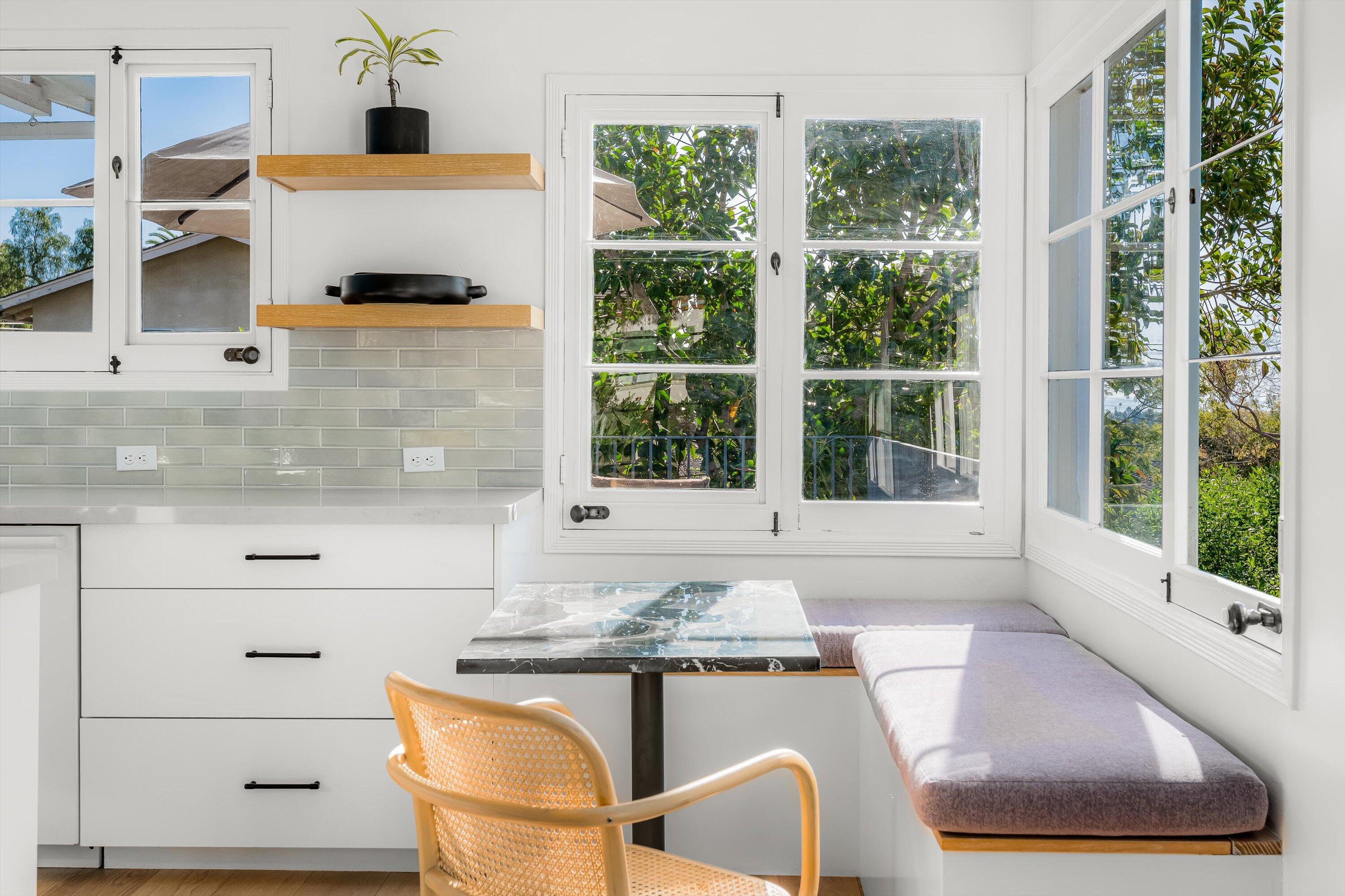 1322 East Cota Street Santa Barbara, CA 93103 - Photo 13 of 55 Breakfast Area