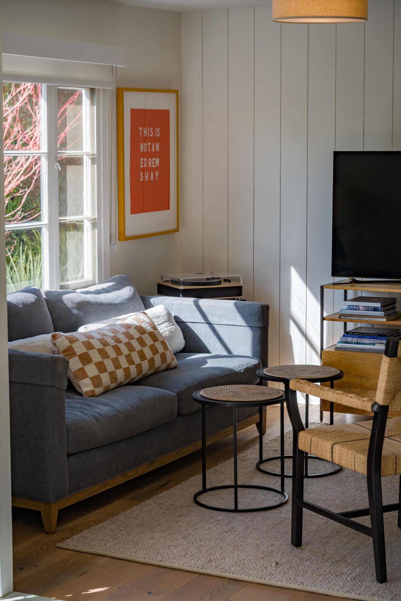 1322 East Cota Street Santa Barbara, CA 93103 - Photo 39 of 55 Unit #2 Living Area