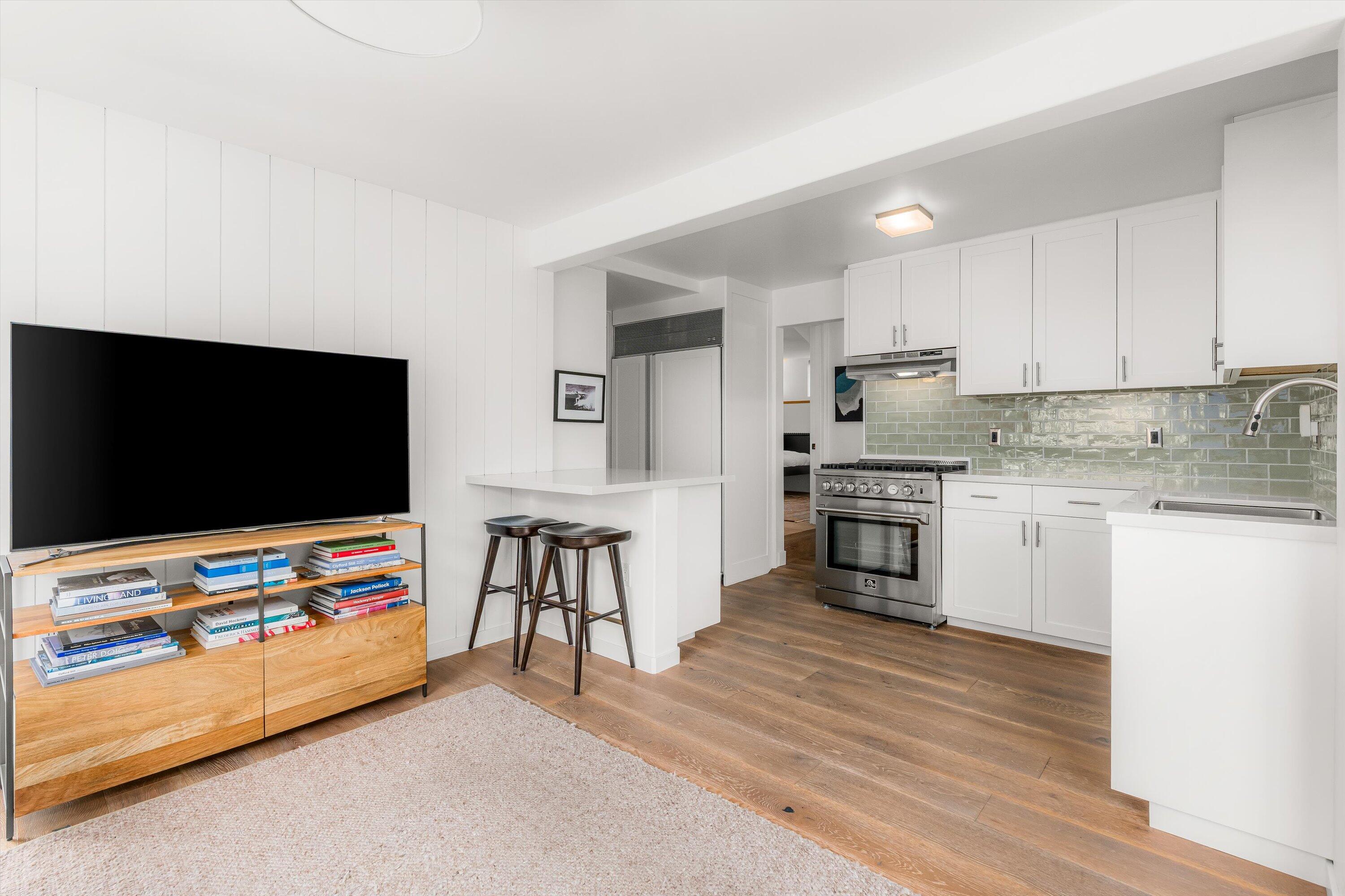 1322 East Cota Street Santa Barbara, CA 93103 - Photo 43 of 55 Great Finishes Throughout