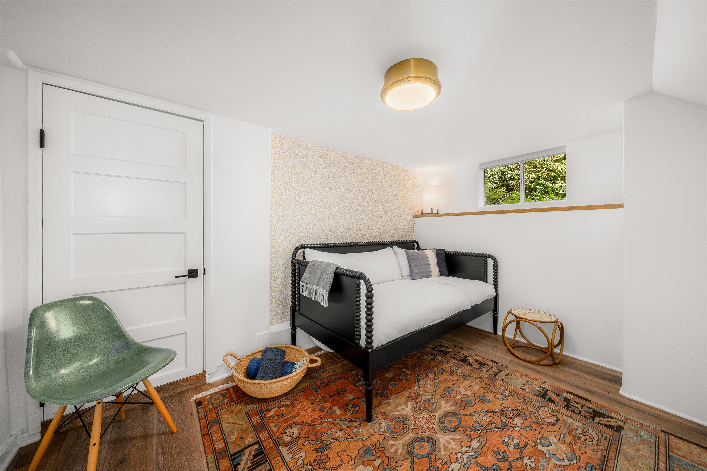 1322 East Cota Street Santa Barbara, CA 93103 - Photo 47 of 55 Office / Bonus Room Unit #2