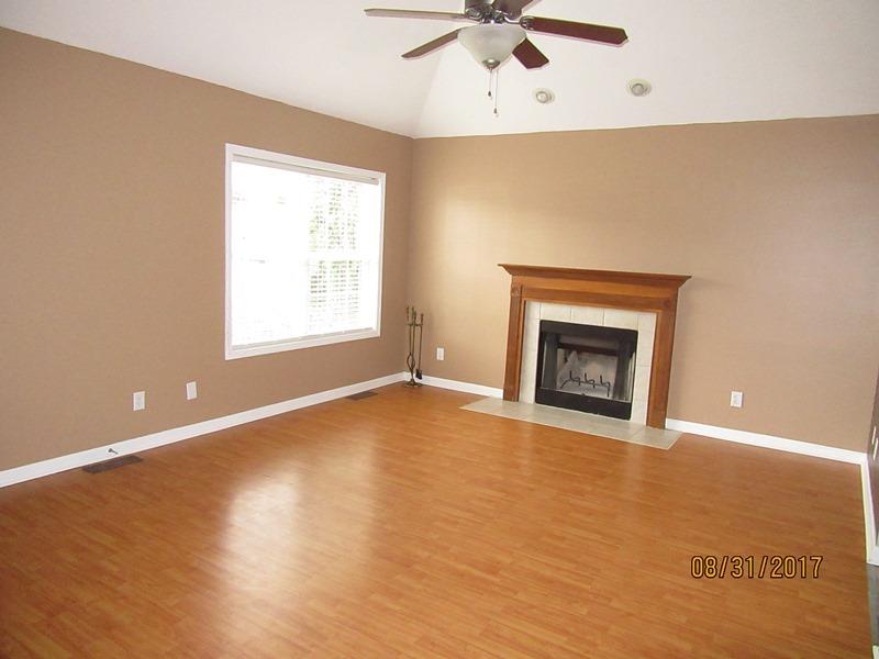 2895 Rome Lane Clarksville, TN 37040 - Photo 2 of 7 Gallery Image 2