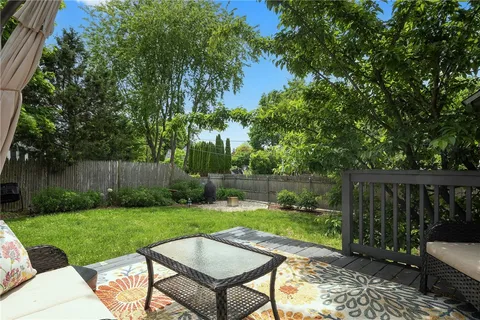 $375,000 | 14 Boyden Boulevard, East Providence, RI 02915