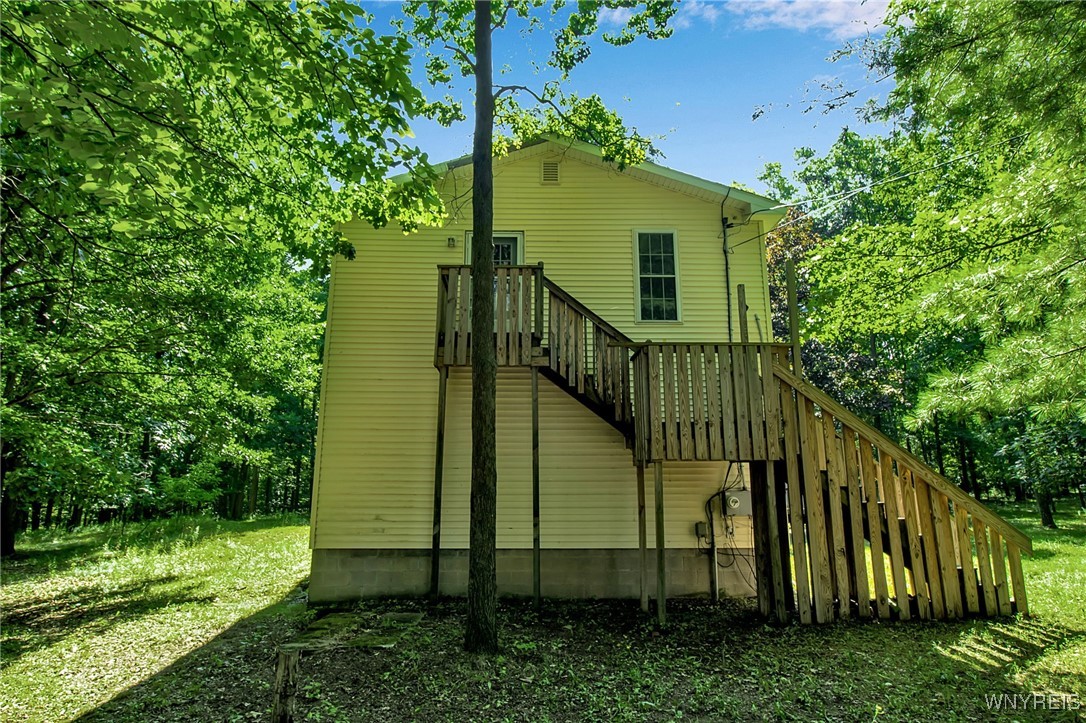 9247 Coffee Hill Road West Sparta, NY 14437 - Photo 3 of 48