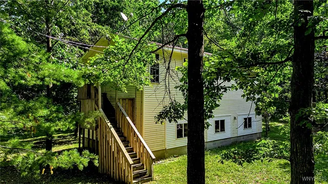 $297,776 | 9247 Coffee Hill Road, West Sparta, NY 14437