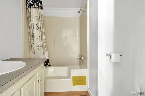 $297,776 | 9247 Coffee Hill Road, West Sparta, NY 14437