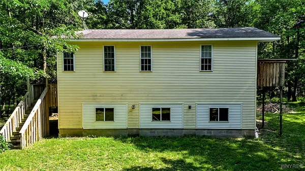 $297,776 | 9247 Coffee Hill Road, West Sparta, NY 14437