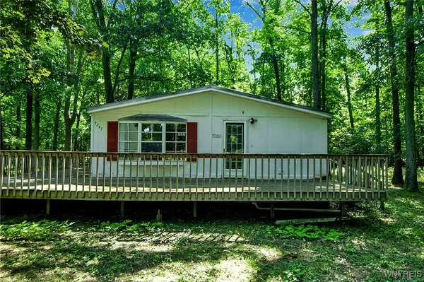 $297,776 | 9247 Coffee Hill Road, West Sparta, NY 14437