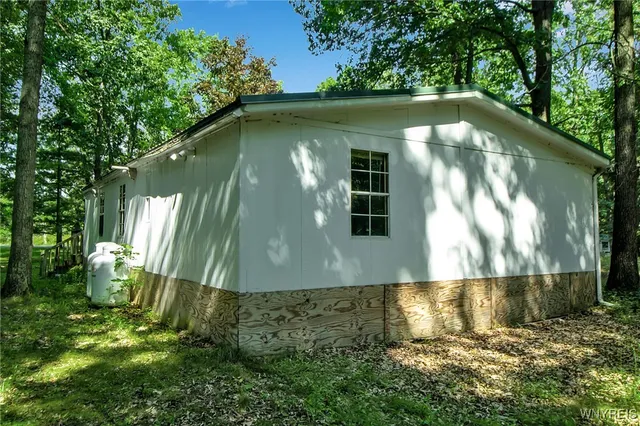 $297,776 | 9247 Coffee Hill Road, West Sparta, NY 14437