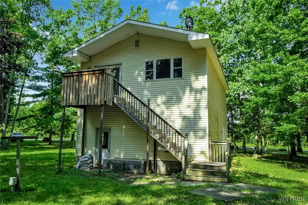 $297,776 | 9247 Coffee Hill Road, West Sparta, NY 14437