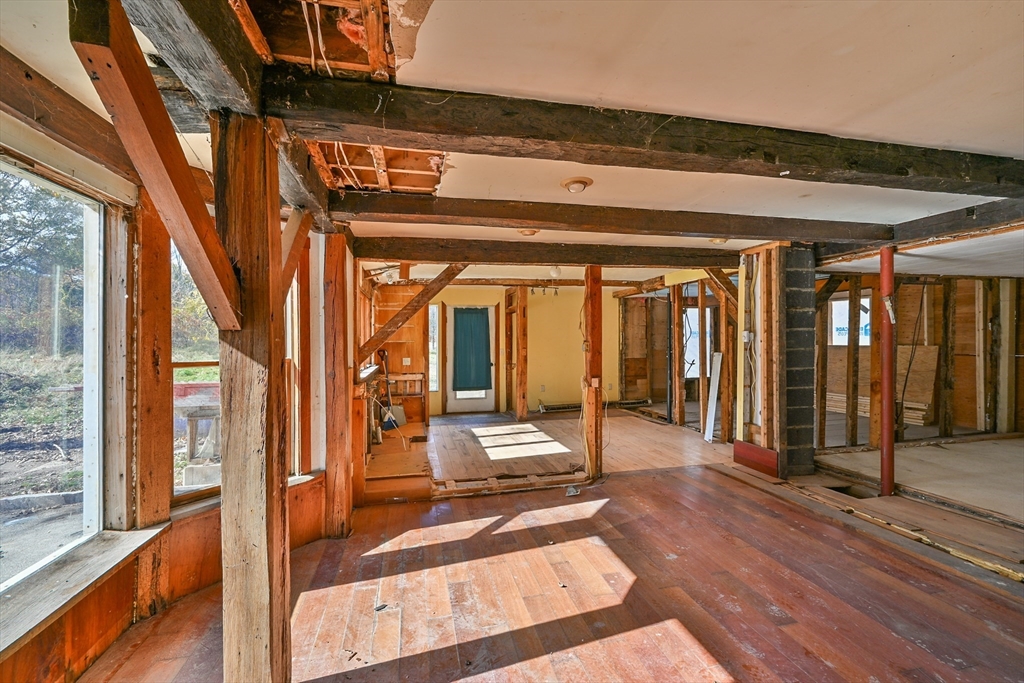 18 Kingsbury Road Webster, MA 01570 - Photo 16 of 42