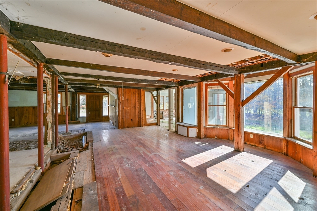 18 Kingsbury Road Webster, MA 01570 - Photo 18 of 42