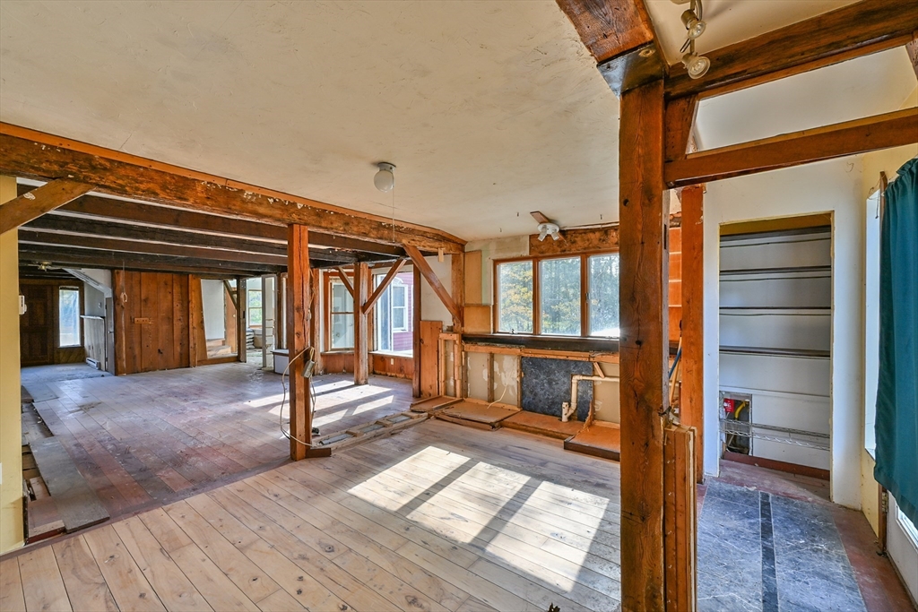 18 Kingsbury Road Webster, MA 01570 - Photo 30 of 42