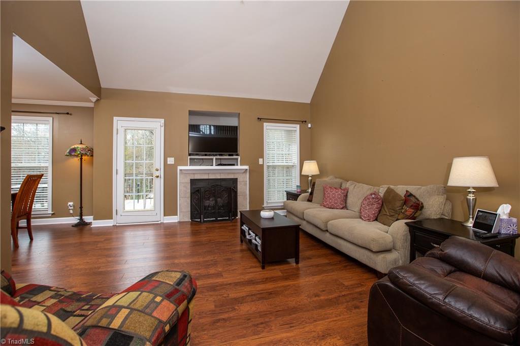 1414 Robbins Road Winston-Salem, NC 27107 - Photo 2 of 21 Gallery Image 2