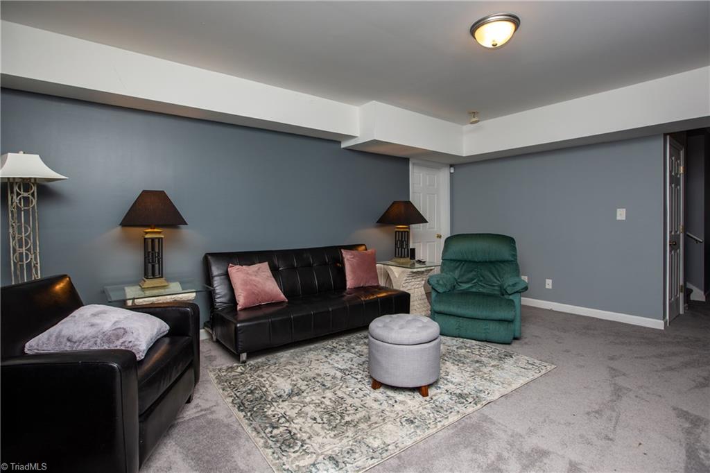 1414 Robbins Road Winston-Salem, NC 27107 - Photo 18 of 21 Gallery Image 18