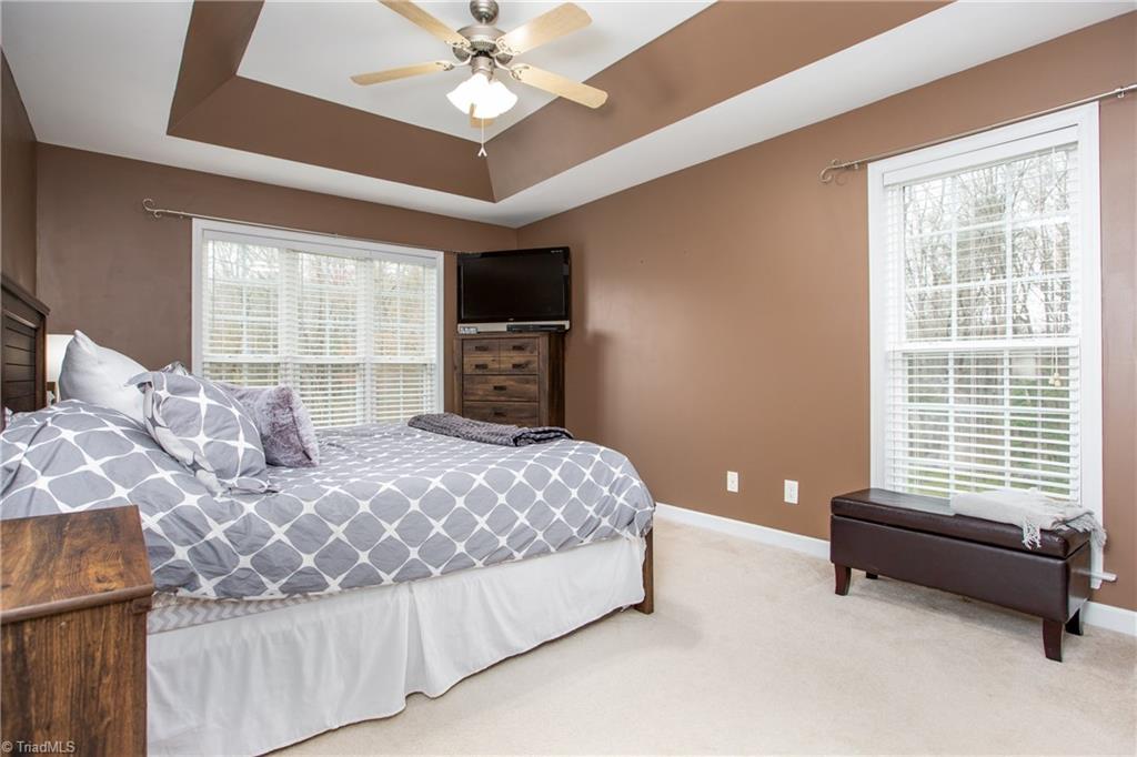 1414 Robbins Road Winston-Salem, NC 27107 - Photo 4 of 21 Gallery Image 4
