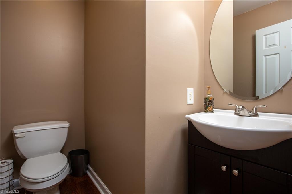 1414 Robbins Road Winston-Salem, NC 27107 - Photo 6 of 21 Gallery Image 6