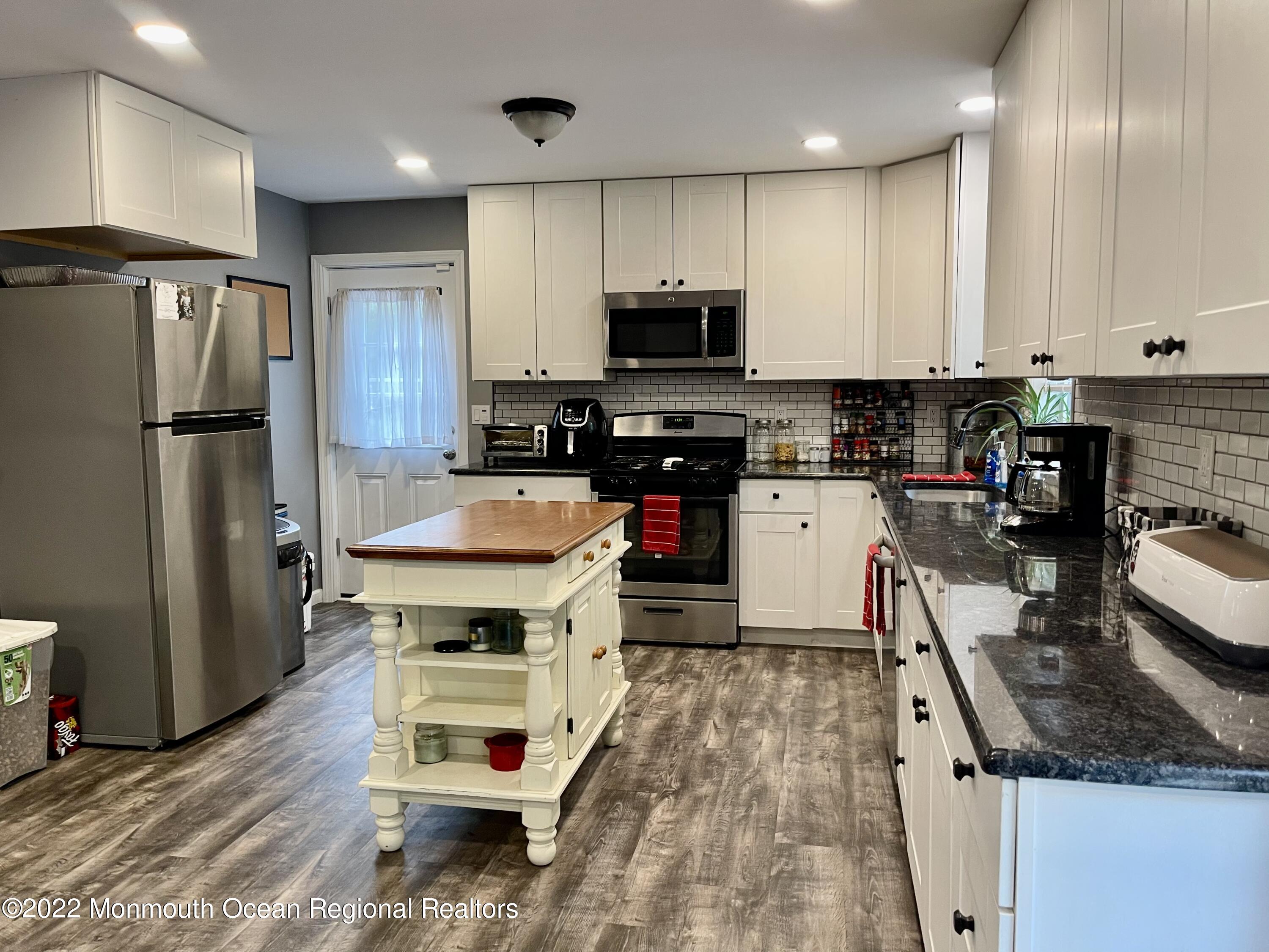 9 Johnson Road Vincentown, NJ 08088 - Photo 13 of 48 24D0F4D4-D8C8-4CED-85DC-4C1EE102C47A