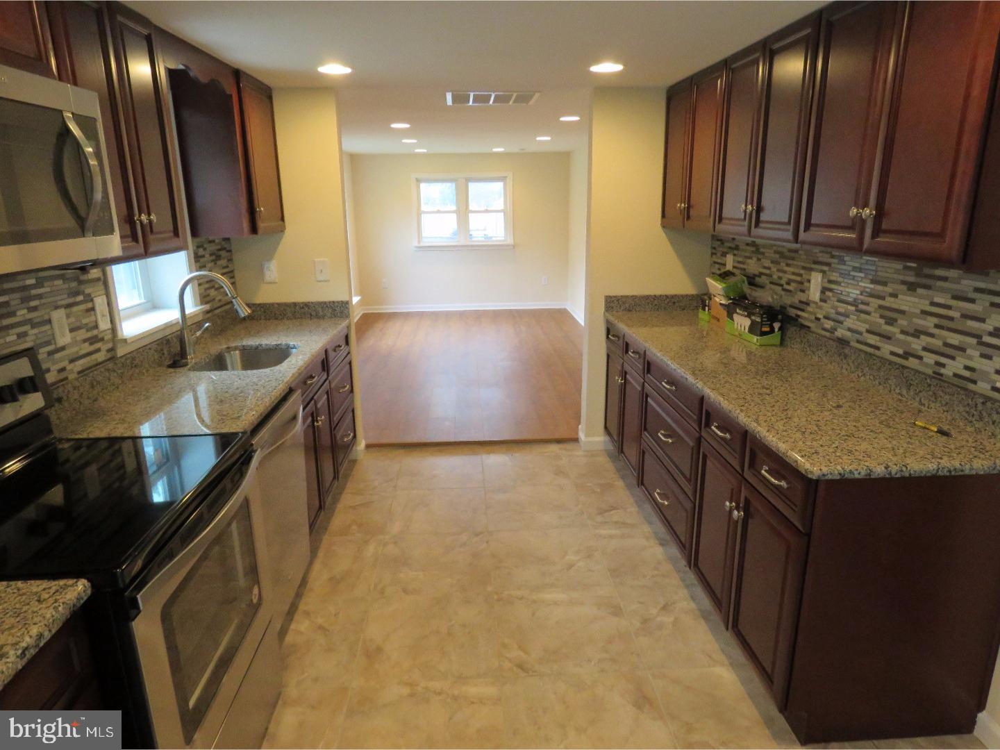 16 Conifer Road Levittown, PA 19057 - Photo 5 of 17