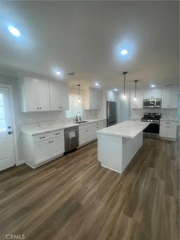 $169,900 | 2230 Lake Park Drive, Unit 92, San Jacinto, CA 92583