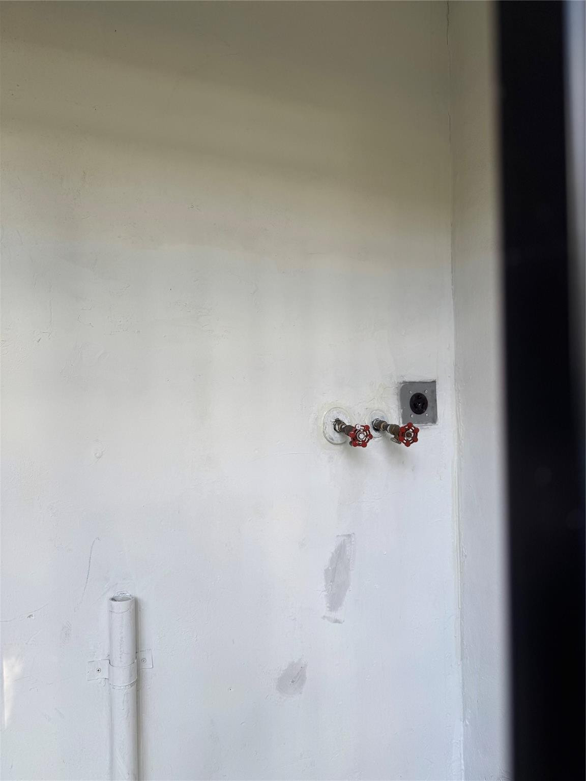 2156 Northwest 66th Street Miami, FL 33147 - Photo 29 of 29 Washer & Dryer Hook Up