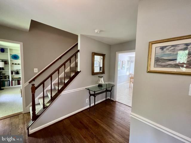 9101 Streamview Lane Vienna, VA 22182 - Photo 15 of 43