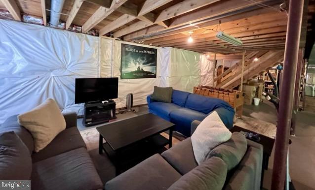 9101 Streamview Lane Vienna, VA 22182 - Photo 37 of 43