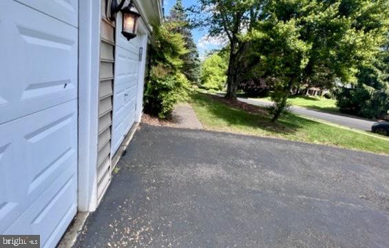 9101 Streamview Lane Vienna, VA 22182 - Photo 43 of 43