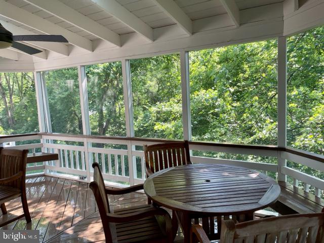 9101 Streamview Lane Vienna, VA 22182 - Photo 6 of 43