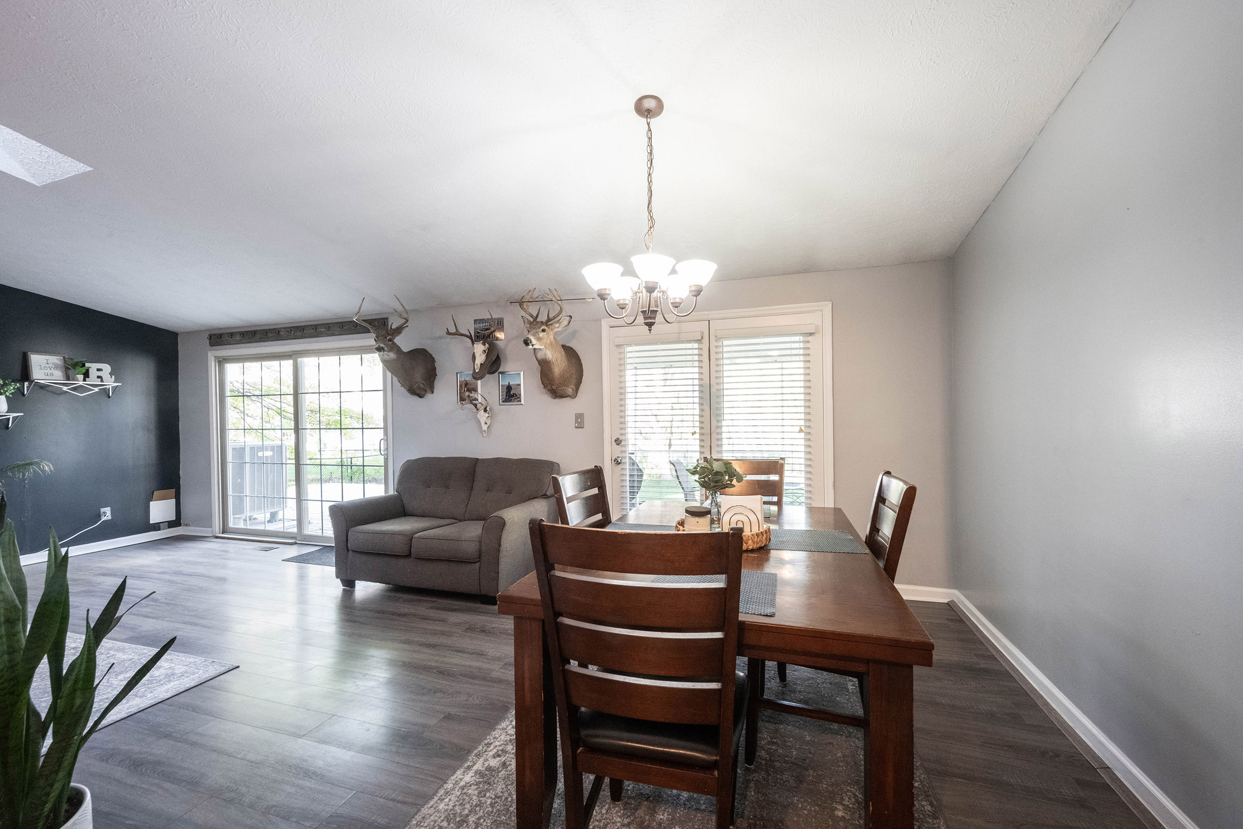 8530 Castle Ridge Lane Indianapolis, IN 46256 - Photo 13 of 40 Gallery Image 13
