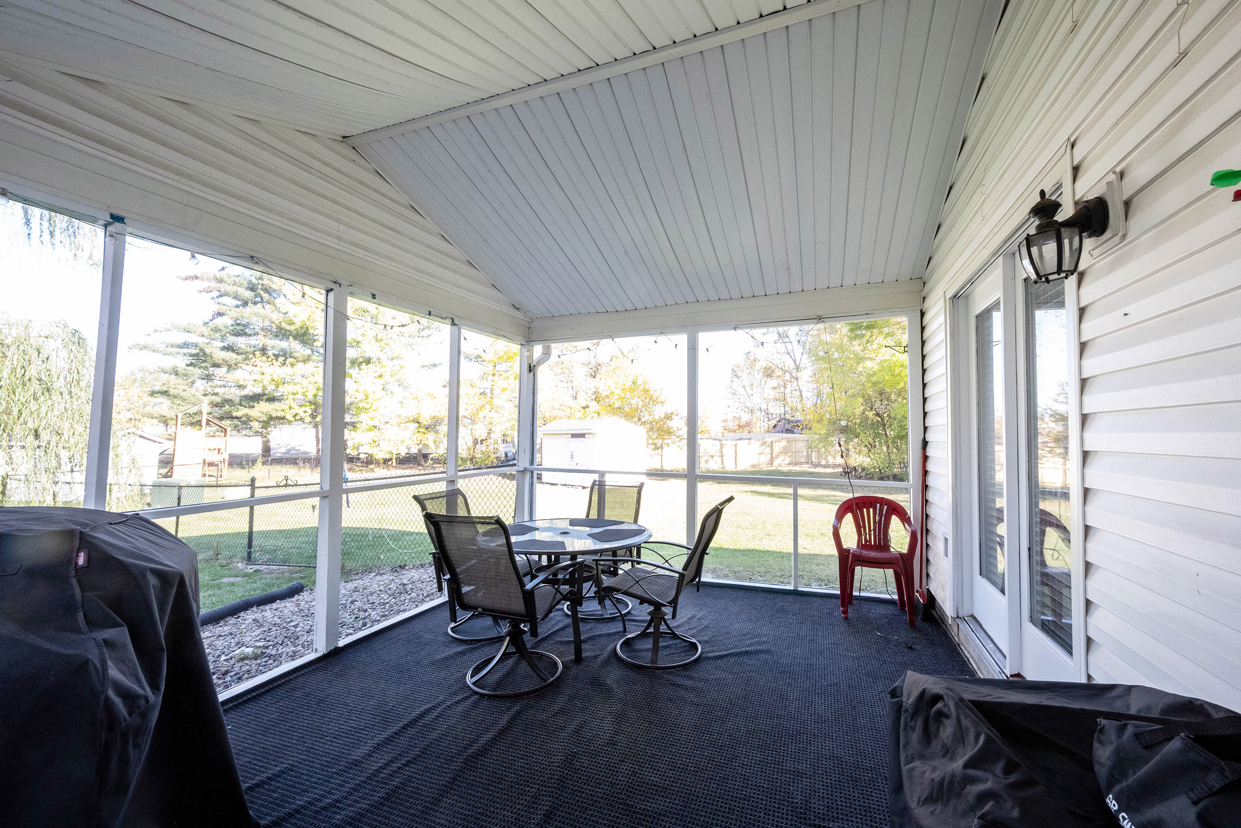 8530 Castle Ridge Lane Indianapolis, IN 46256 - Photo 31 of 40 Gallery Image 31
